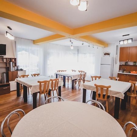 La Padure Pensiune-Restaurant Novaci-Străini المظهر الخارجي الصورة